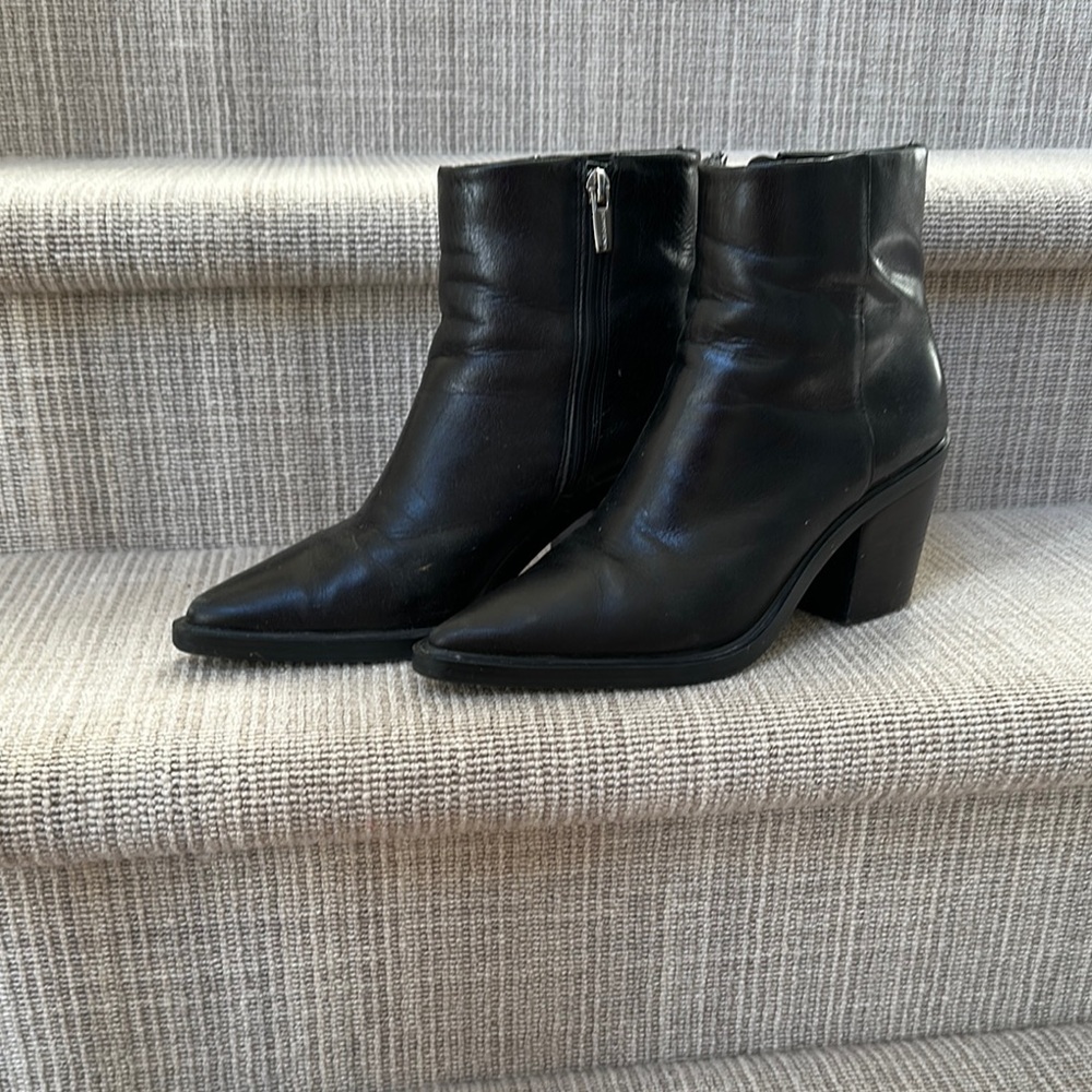 Vince Camuto Women's Black Ankle Boots size 8 1/2